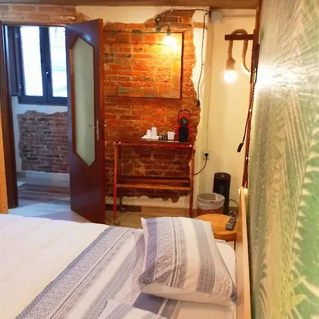 Il Vicoletto * סרה סן ברונו