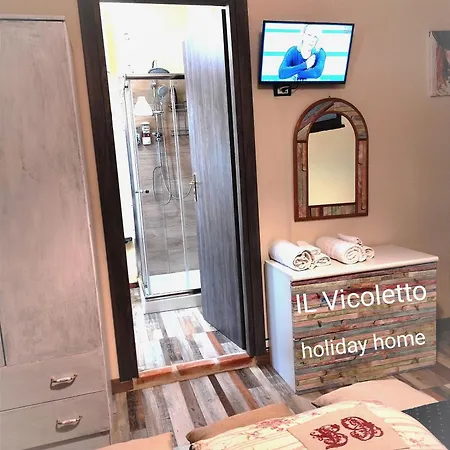 Il Vicoletto Apartment *